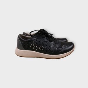 Dansko Charlie Sneakers Size 38 Perforated Leather Activewear Athleisure Outdoor